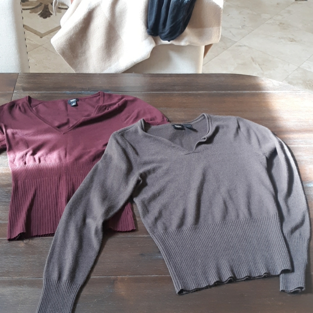 2 Sweater Bundle Size Small